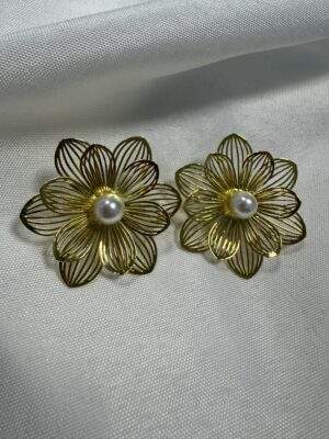 Pearl Bloom Ohrringe gold