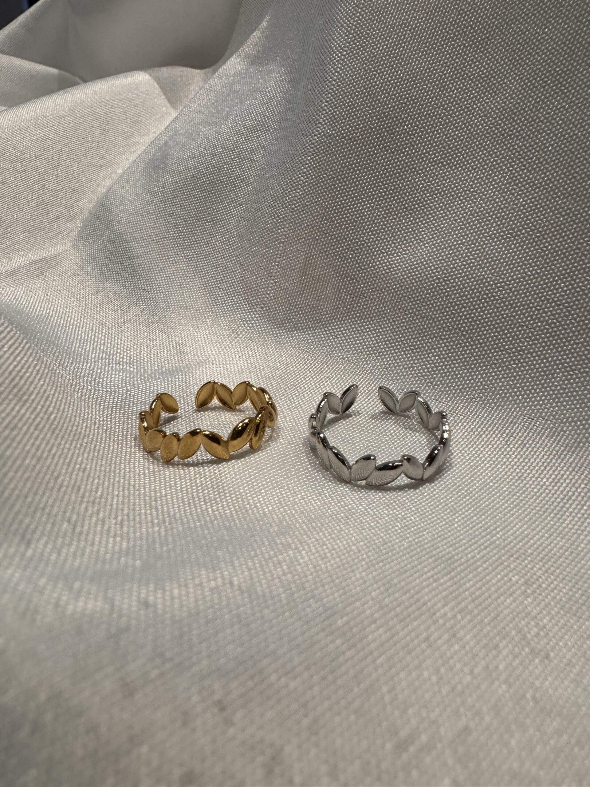 Olivea Ring gold / silber